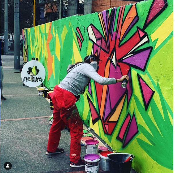 murales con pintura fotocatalítica, pintura que absorbe co2 bambu sustentable murales ecologicos natura COLOMBIA