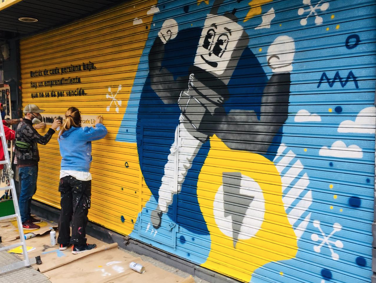 murales con pintura fotocatalítica, pintura que absorbe co2 murales urbanos persianas 1