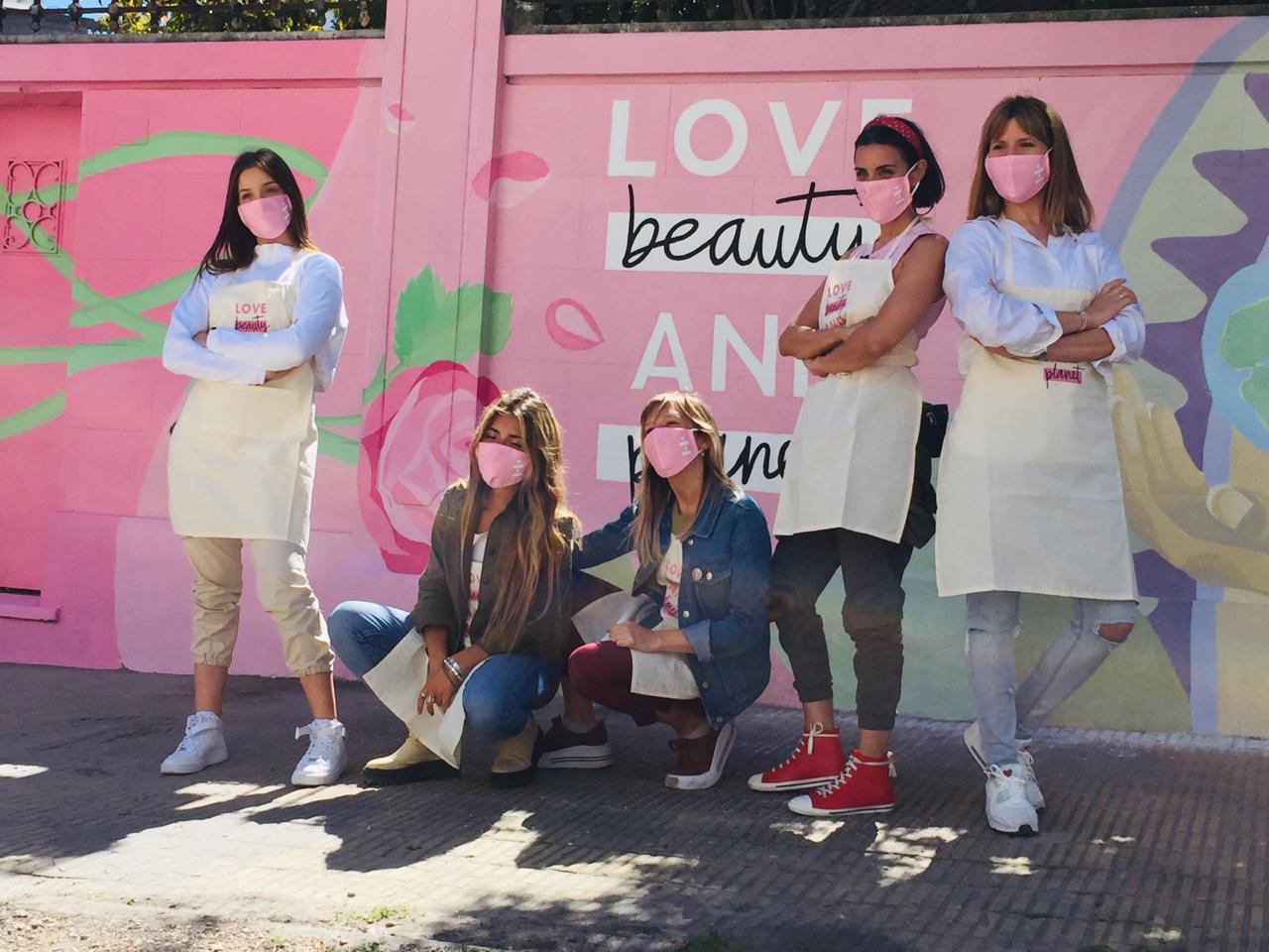 murales con pintura fotocatalítica, pintura que absorbe co2 bambu sustentable murales ecologcos 19