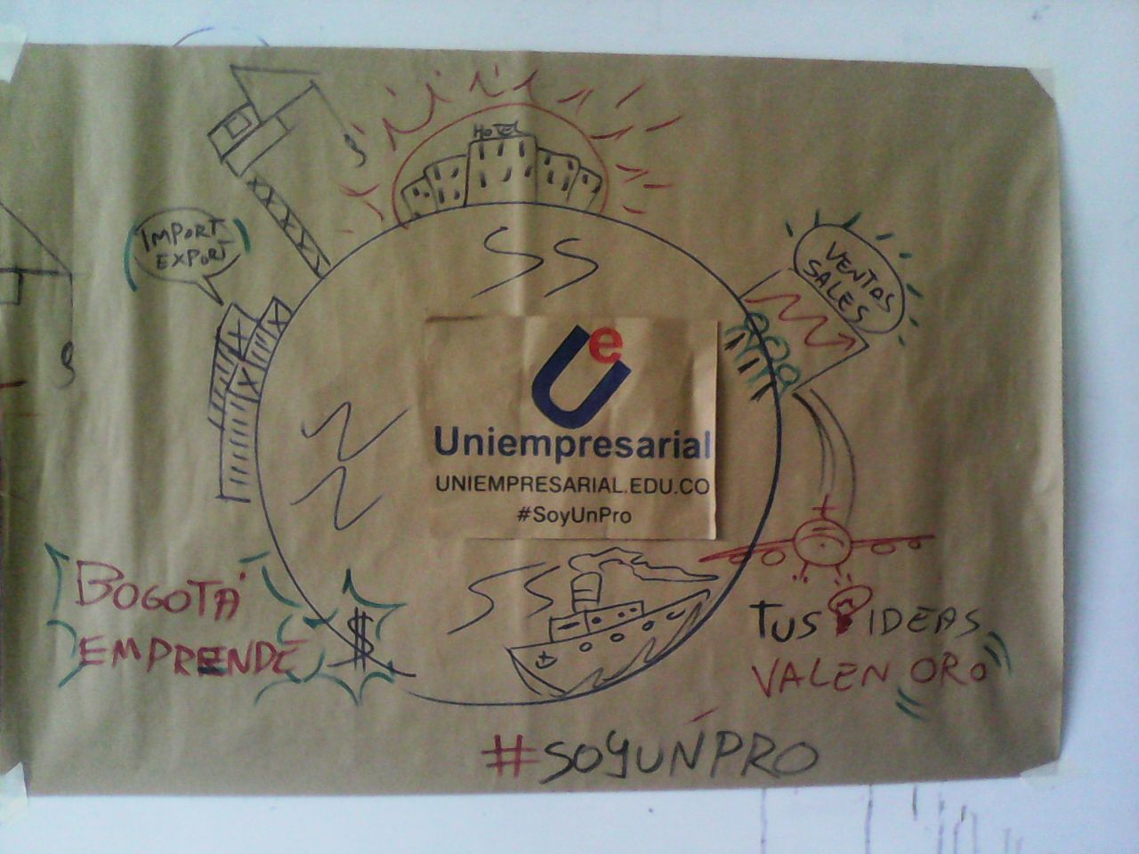 uniempresarial-activacion-btl-agencia-slim-brands