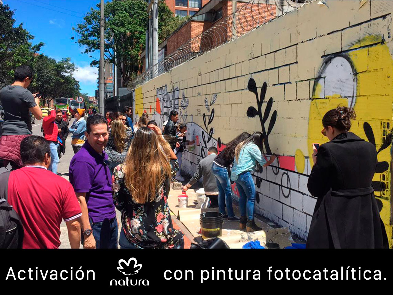 murales con pintura fotocatalítica, pintura que absorbe co2 murales urbanos publicidad-BTL-slim-brands---natura-sustentable--mural-fotocatalitico-calle-85-con-7ma_1